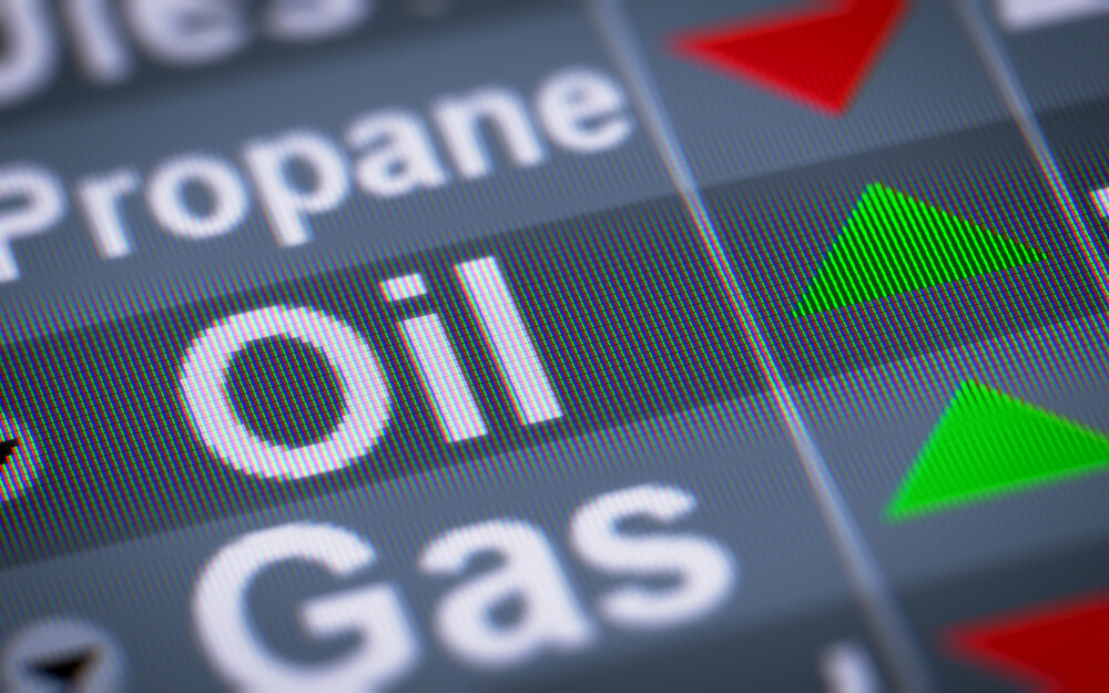 Bulletproof Big Oil Stock Pays 5.5% Dividend