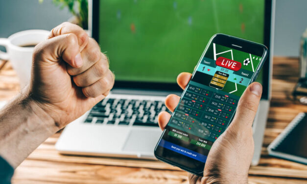 Hold or Fold 4 Sports Betting Stocks as Industry Eyes $8B Future