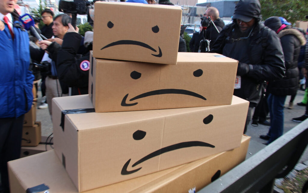 Amazon Warehouse in New York Sucessfully Unionizes Depsite Company Challenges Amazon stock AMZN stock